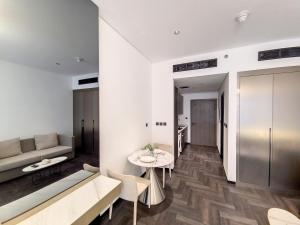 OTen, Al Jaddaf - Modern Studio Apartment