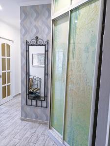 Home in Center with jacuzzi