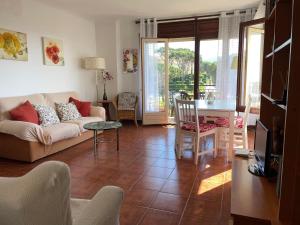 AJ-17 Calella de Palafrugell 6 PAX