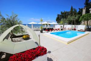 Villa Triana-Adults Only 