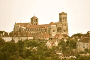 Maisons de vacances Vezelay - Bourgogne - Maison de groupes : photos des chambres