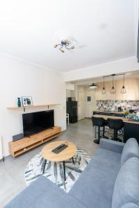 Stylish Urban Getaway by thesbnb