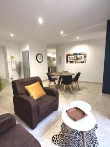 Appartement centre ville - PARKING PRIVE - WIFI