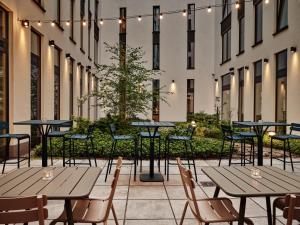 Queen Standard Courtyard View room in Holiday Inn Gdansk - City Centre an IHG Hotel