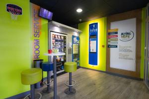 Hotels ibis budget Besancon Centre Gare : photos des chambres