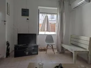 Argyro's vintage House - Lambiní