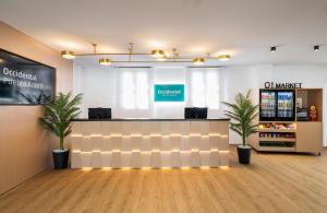 Occidental Pueblo Acantilado