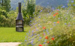 KOKONI K-BANES POSEES