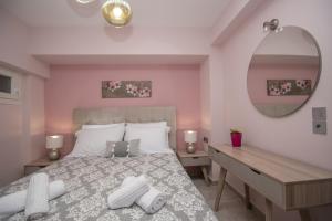 Hypatia Suites by "elite"