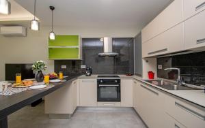 Hypatia Suites by "elite"