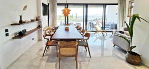 Maison A Rhodes with 66m2 heated pool on a 4800m2 plot