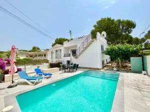 Villa Balcones Torrevieja by Villas&You - Los Altos
