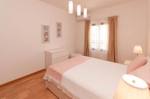 Almond Apartment by OCvillas