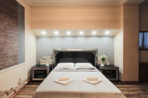 Апартаменти 4-кімнатні в центрі Києва м. Хрещатик