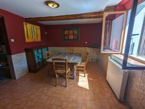 Maisons de vacances Grande maison de village : photos des chambres