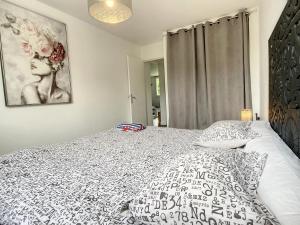 Appartements Cinema Spot Light Lyon Caluire - trois parkings secu : photos des chambres