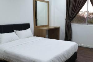 2. Luxury Kristal Condo 2 丹绒亚路高級市中心住宅