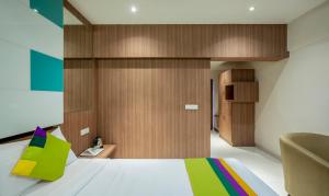 Itsy Hotels Hiland Suites