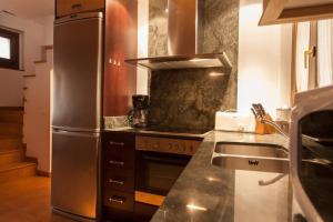 La Bella Lola Boutique Home
