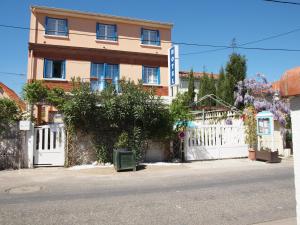 Hotels Hotel Restaurant - Villa Les Sirenes : photos des chambres