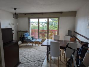 Appartements Vues mer et montagne : photos des chambres