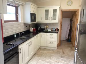 Roundstone Retreats Old Bakery