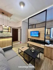 Nawasena Studio at Solo Paragon Apartment - Grogol