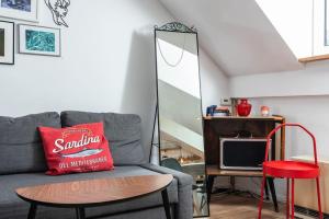 Artistic Flat With Entresol - 5 Market Square - by Upstairs