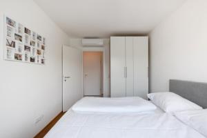 Grüne Ruhelage, 20 Minuten ins Zentrum und Parkgarage