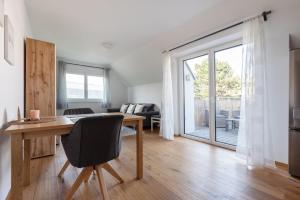 Grüne Ruhelage, 20 Minuten ins Zentrum und Parkgarage