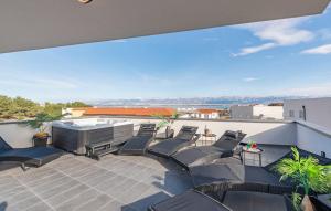 Luxuriöses Penthouse mit Whirlpool, Grill und Meerblick