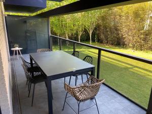 PRECIOSO moderno, Terraza, 2 parking, 2 hab 2 baños, 6-8 pers - Libre Enero