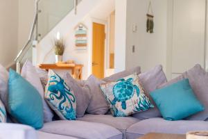 Trewhiddle Retreat V4 by Together Travel - Luxury 4-Bedroom Villa