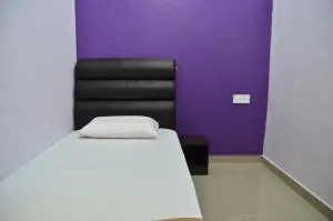 Deena Hotel Bajet - Kampong Keriting