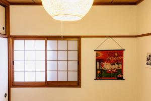 駐車場付き!近徒歩2分!難波,道頓堀エリアまで1駅!usjまで15分!観光好立地の戸建!