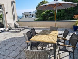 Große Ferienwohnung mit Dachterrasse am Marktplatz