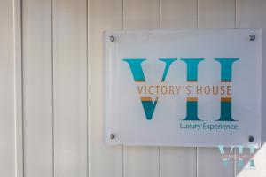 Victorys Luxury House with Jacuzzi on the Roof