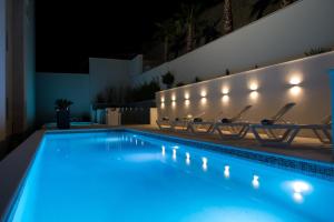 New -150m2 Penthouse With Shared Pool - Villa Smaragd