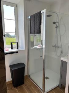 Sejours chez l'habitant CHATEAU DE FRANQUETOT : photos des chambres