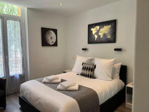 Hotels HOTEL BELLE ETOILE VICHY : Chambre Triple Confort