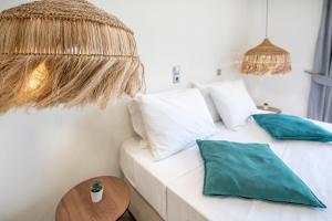 Jonathan City Apartment