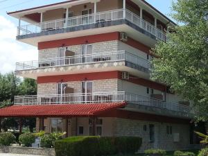 Denis Hotel and Bungalows Pieria Greece