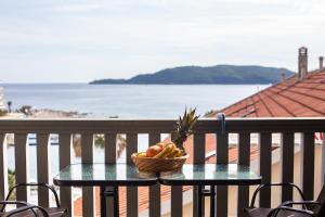 Superior Three-Bedroom Apartment with Sea View room in Tanja Apartments