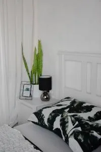 Catalina Lesce-Bled - 勒什