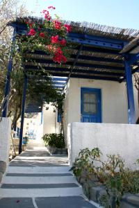 Summer Residence Milos Greece