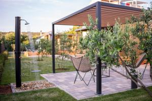 Giardino Sukošan - new mobile houses in olive garden, EV plug-in station