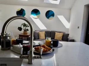 North Devon Holiday Cottage Dog Friendly with Local Pub - Swimbridge