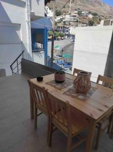 Coastline of paradise 2