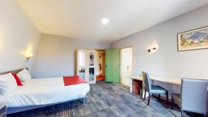 Hotels Cour Du Tonnelier : photos des chambres