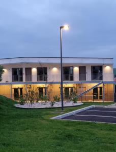 Hotels Kyriad Angouleme Nord Champniers- Hotel & Residence : photos des chambres